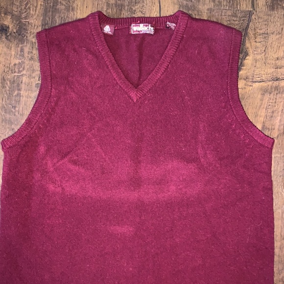 Preppy vintage burgundy scarlet red 100% wool academia sweater vest size medium - Picture 3 of 7